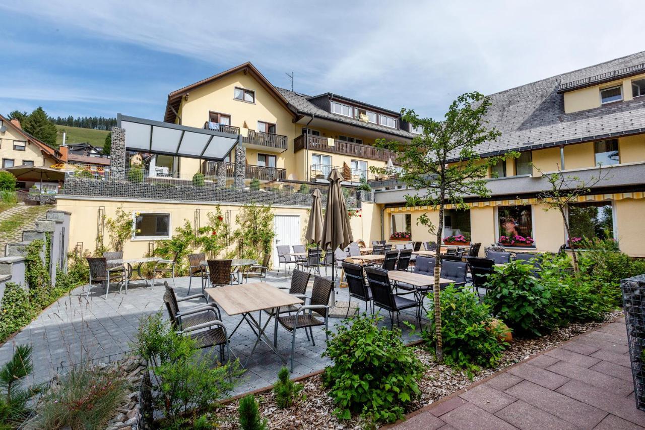 Hotel Engel - Familotel Hochschwarzwald Todtnauberg Bagian luar foto
