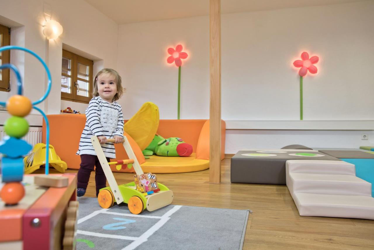 Hotel Engel - Familotel Hochschwarzwald Todtnauberg Bagian luar foto